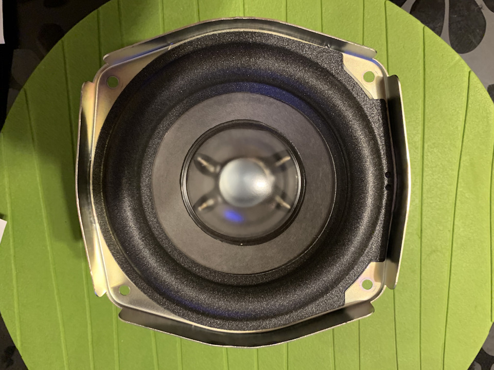 Захрипел динамик BOSE в сабвуфере (багажник) — Mazda CX-5 (2G), 2 л ...