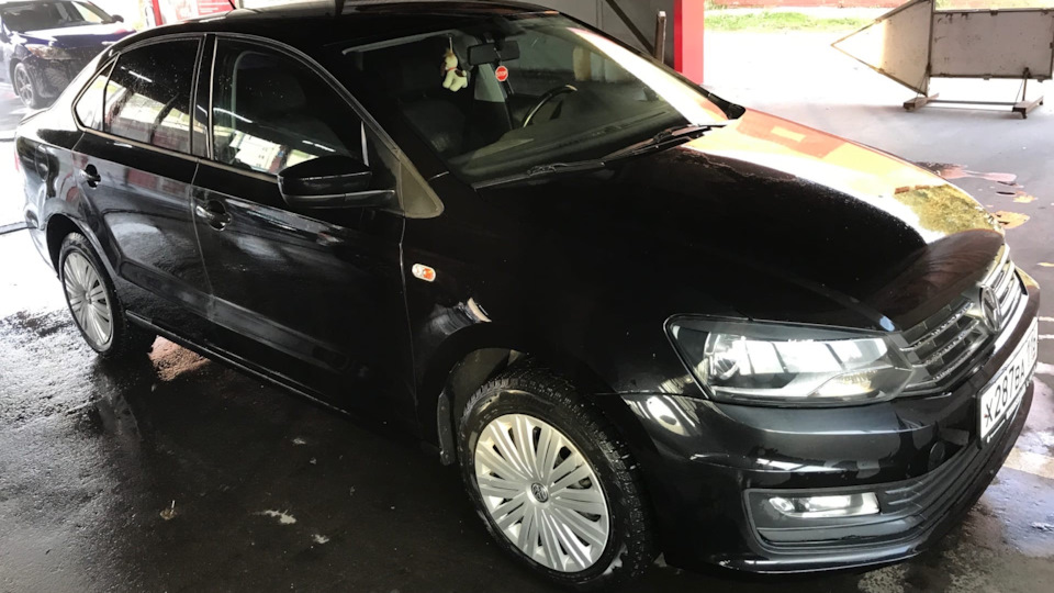 Дело не в аккумуляторе, а хз в чем — Volkswagen Polo Sedan, 1,6 л, 2015 ...