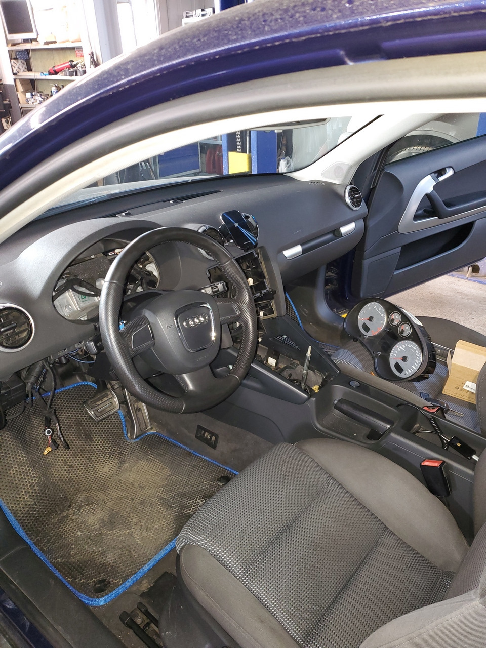 Сервопривод центральной заслонки отопителя и умный РТС — Audi A3 (8P ...