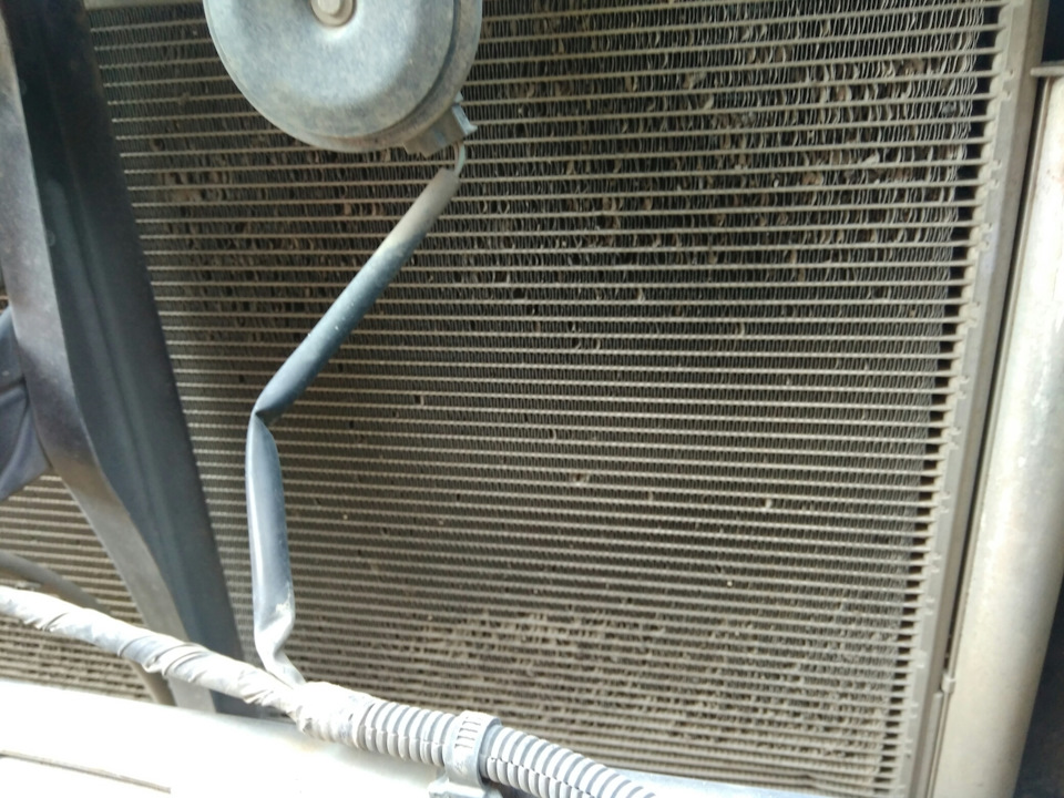 Чистка радиатора кондиционера приора