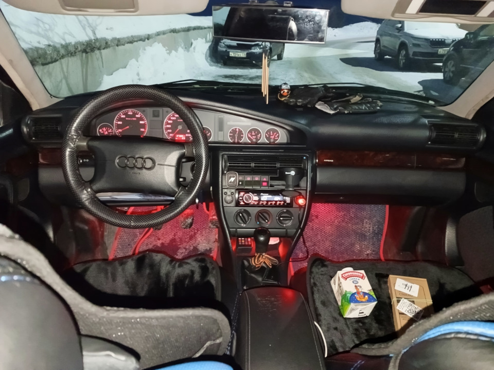 Дерево — Audi A6 (C4), 1,8 л, 1996 года | стайлинг | DRIVE2