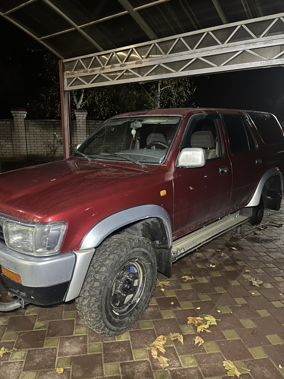 Грязевая резина — Toyota 4Runner II, 2,4 л, 1992 года | колёсные диски ...