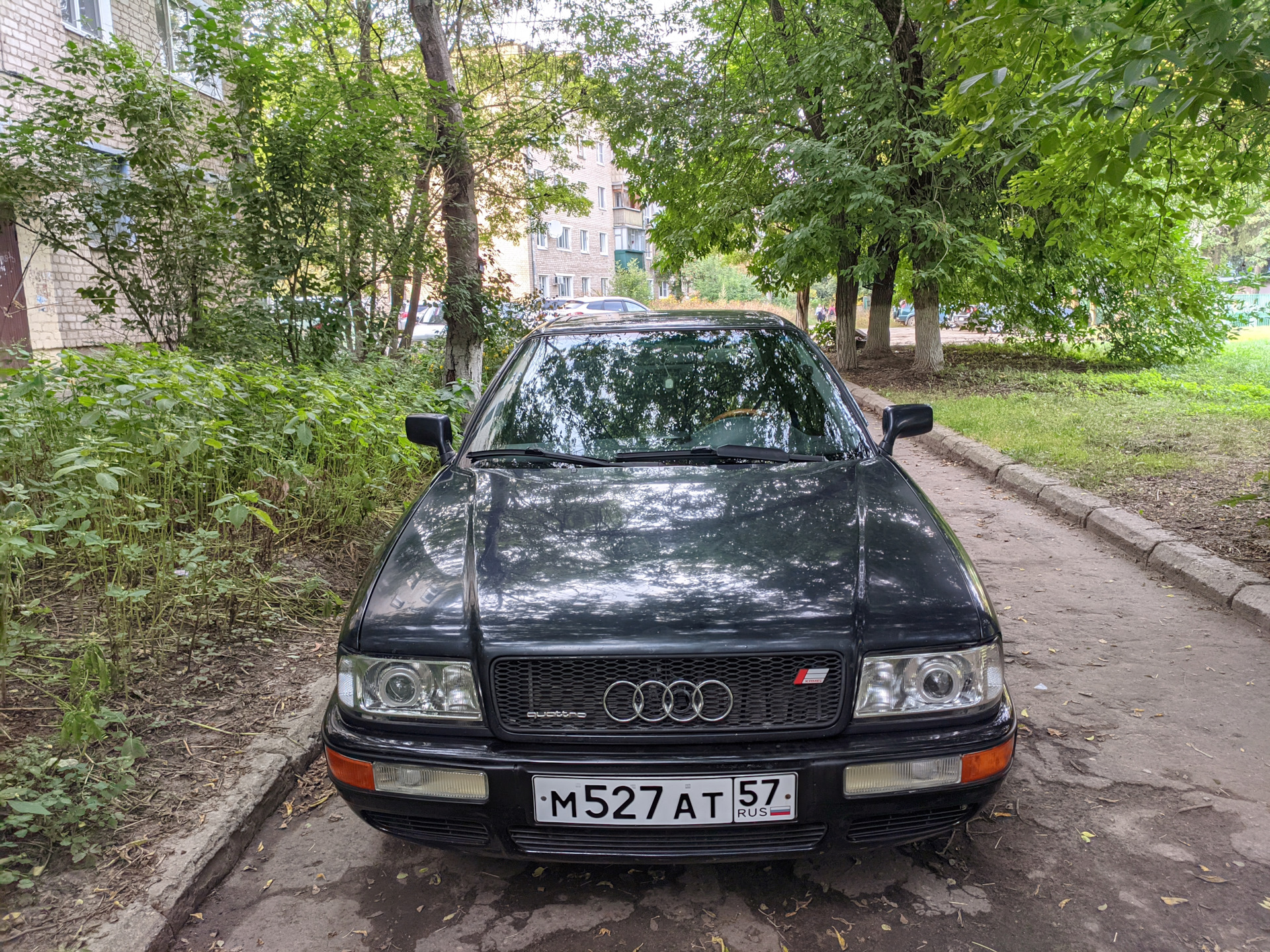 Моноблоки ауди. Audi v8 1990. Audi v8 1988. "Audi" "v8" "1988" WD. Ауди v8 1988.