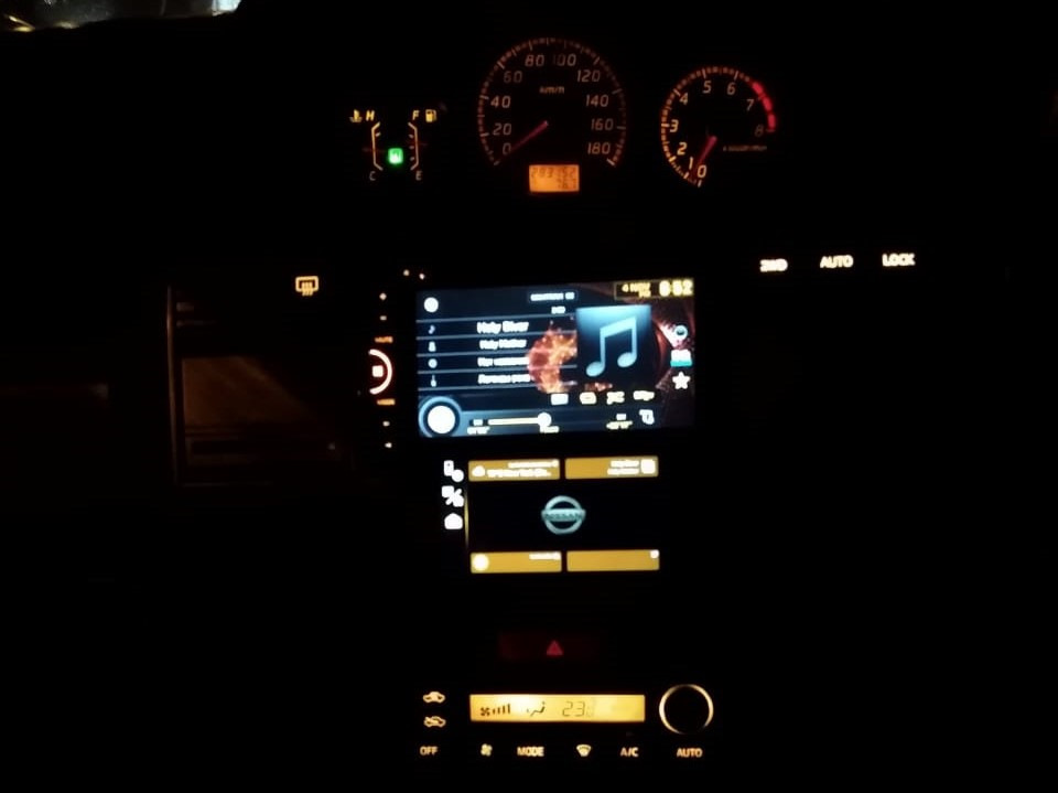 Parrot universal hands free что это такое в автомобиле