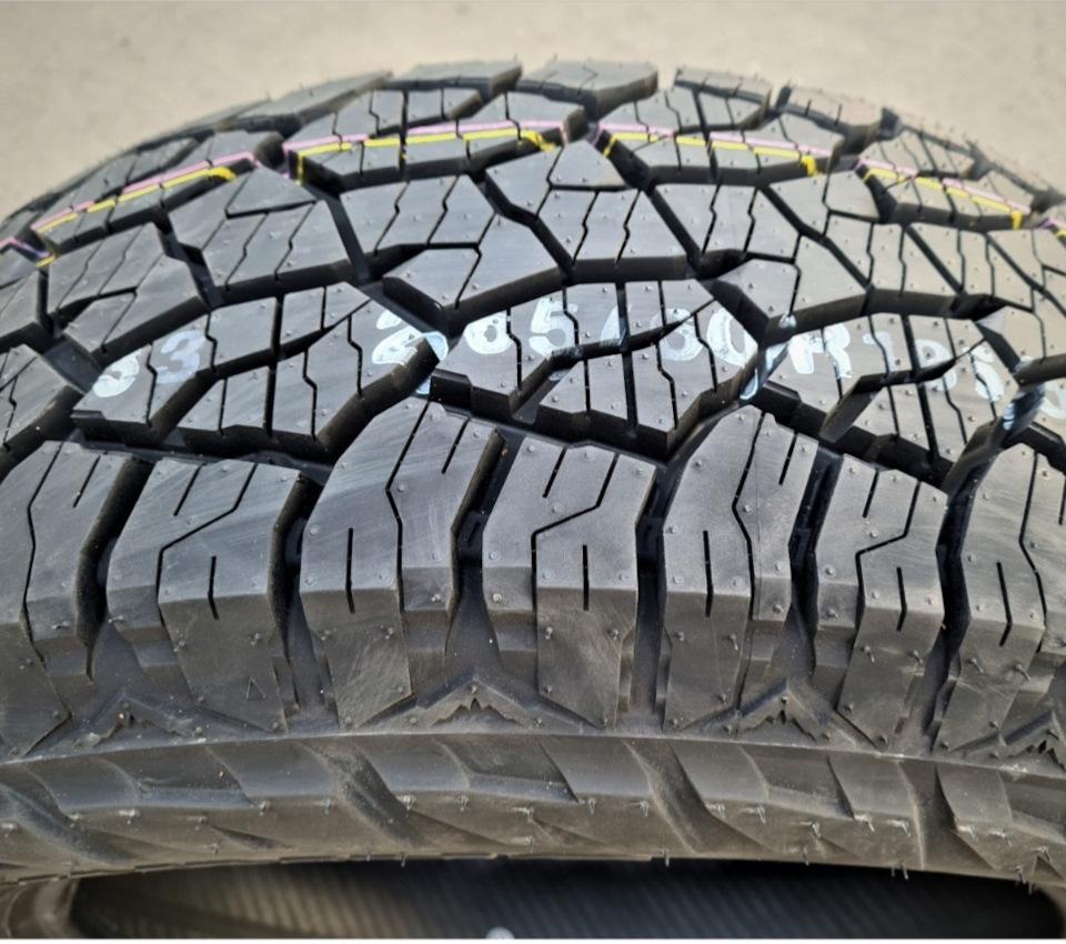 Kumho Road Venture AT52 — Toyota Land Cruiser Prado 150-series, 2,7 л ...