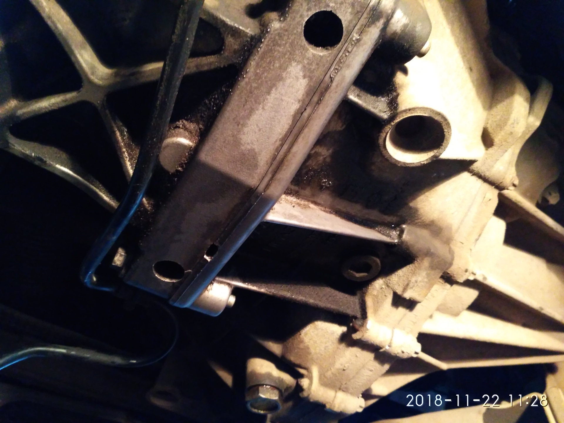 Прокачка гидравлического выжимного подшипника — Renault Megane III, 1,5 ...