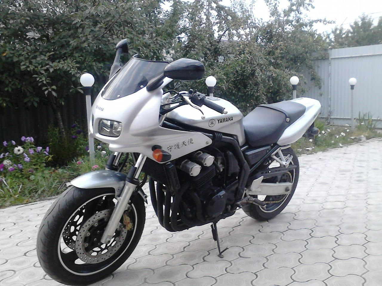 Fz400 yamaha фото