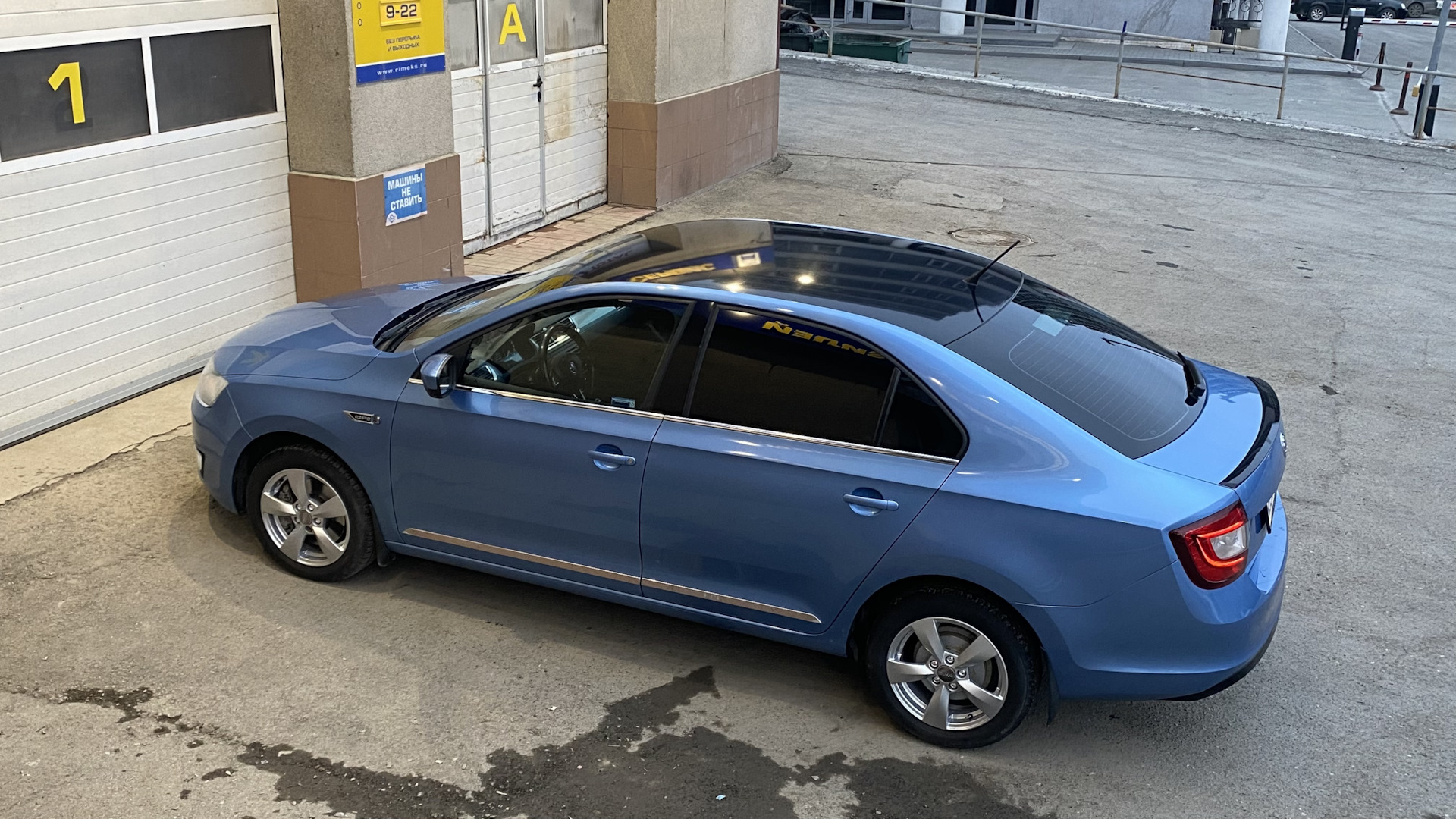 Skoda Rapid (1G) 1.6 бензиновый 2014 | Denim Blue на DRIVE2