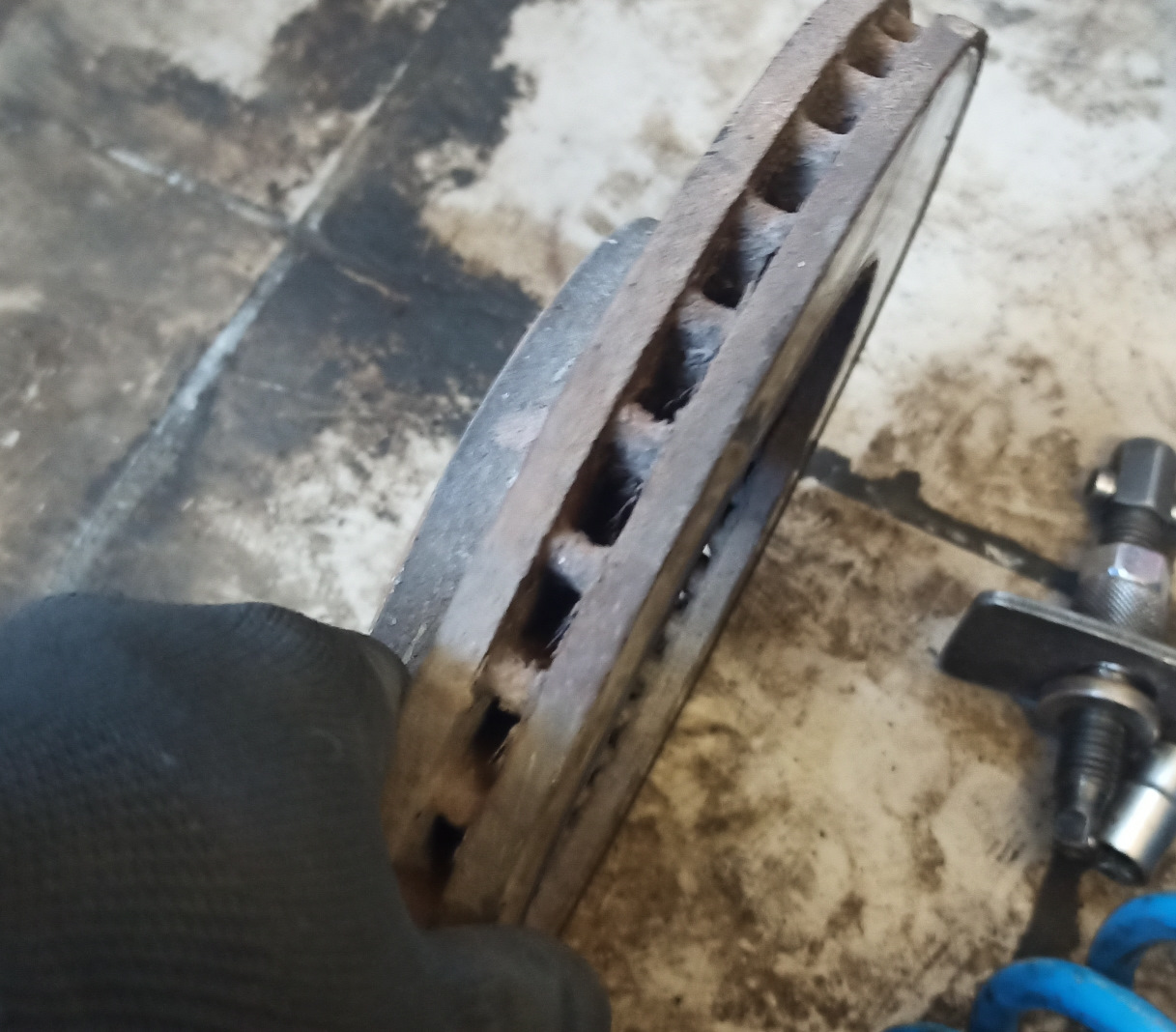 Очередное ТО — Toyota Auris (1G), 1,6 л, 2007 года | плановое ТО | DRIVE2