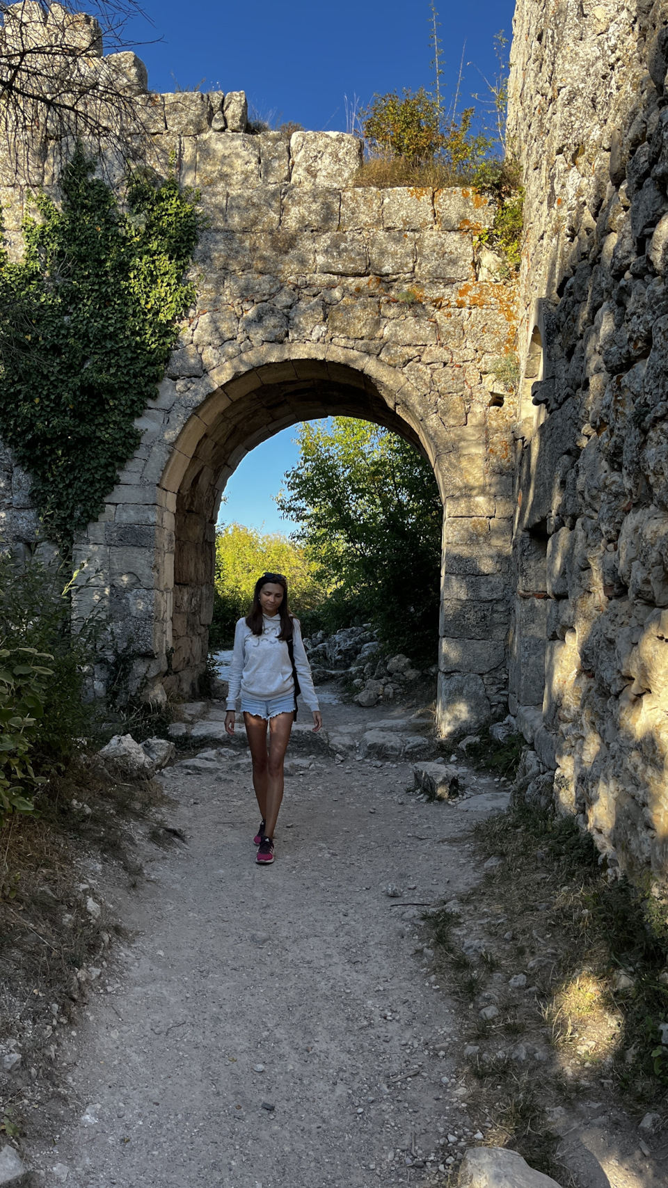 Мангуп-Кале — Skoda Octavia A8 Mk4