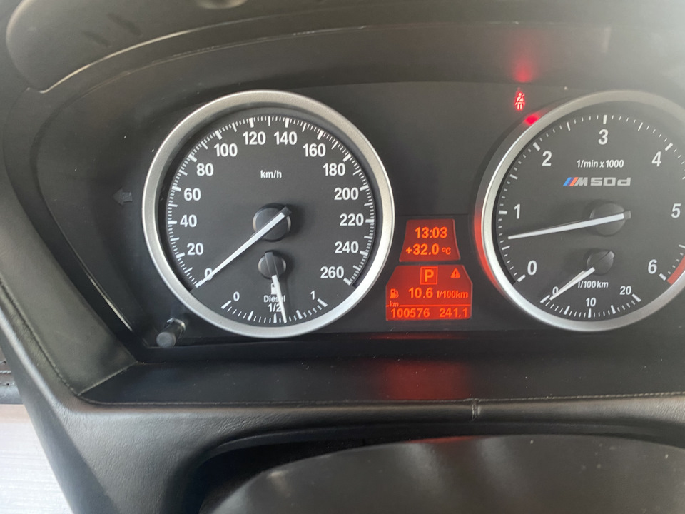 Замена фильтра салона — BMW X5 (E70), 3 л, 2012 года | расходники | DRIVE2