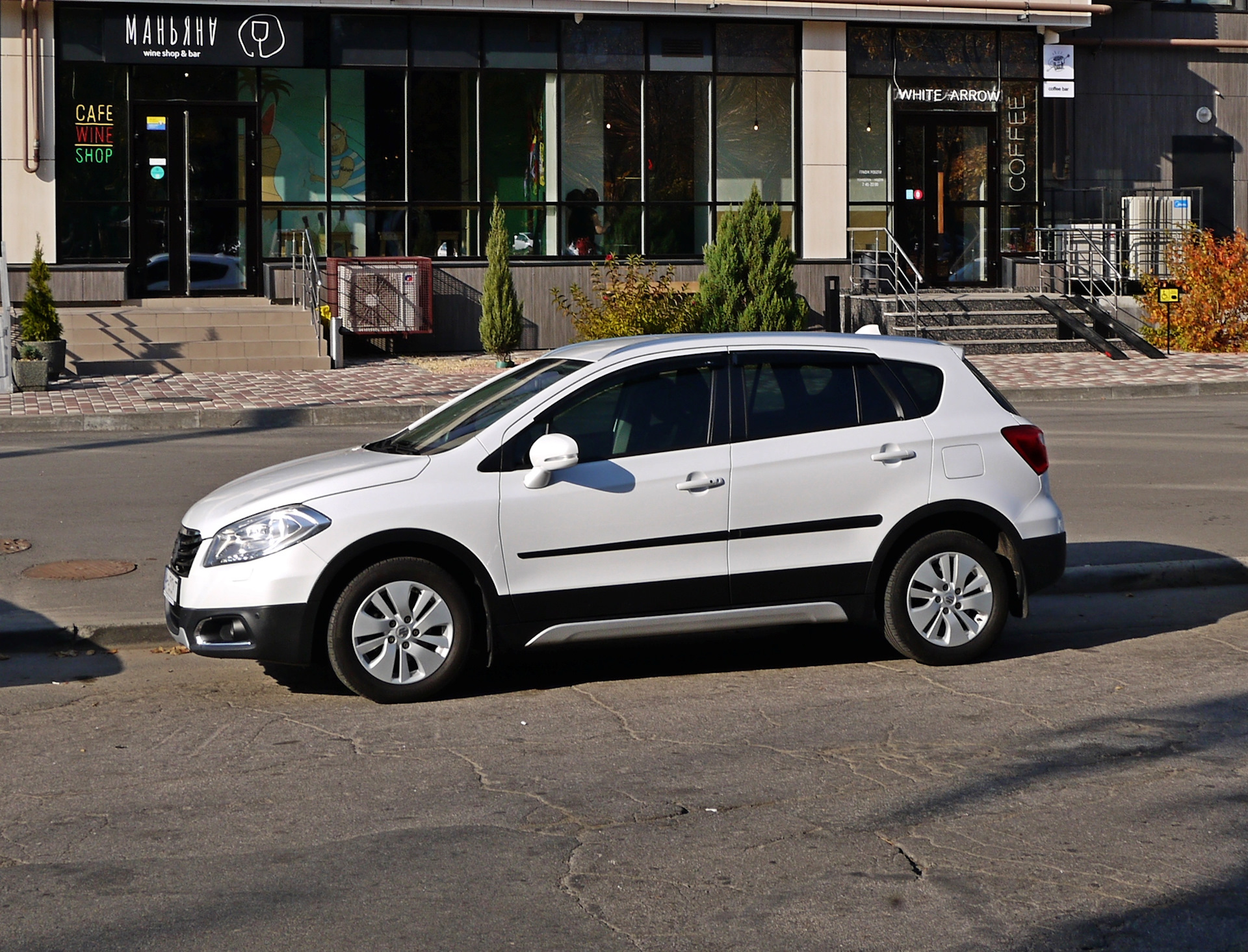 Внешний тюнинг — брызговики, молдинги, антенна — Suzuki SX4 (2G), 1,6 л,  2015 года | аксессуары | DRIVE2