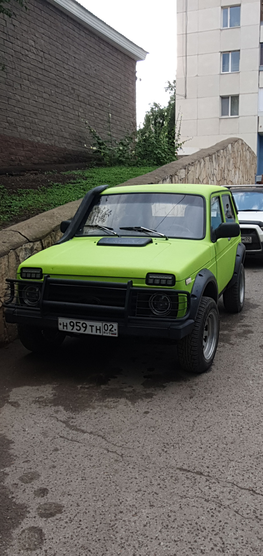 05. Покраска в раптор, передний кенгурятник и шнорхель — Lada 4x4 3D, 1,6  л, 1984 года | стайлинг | DRIVE2