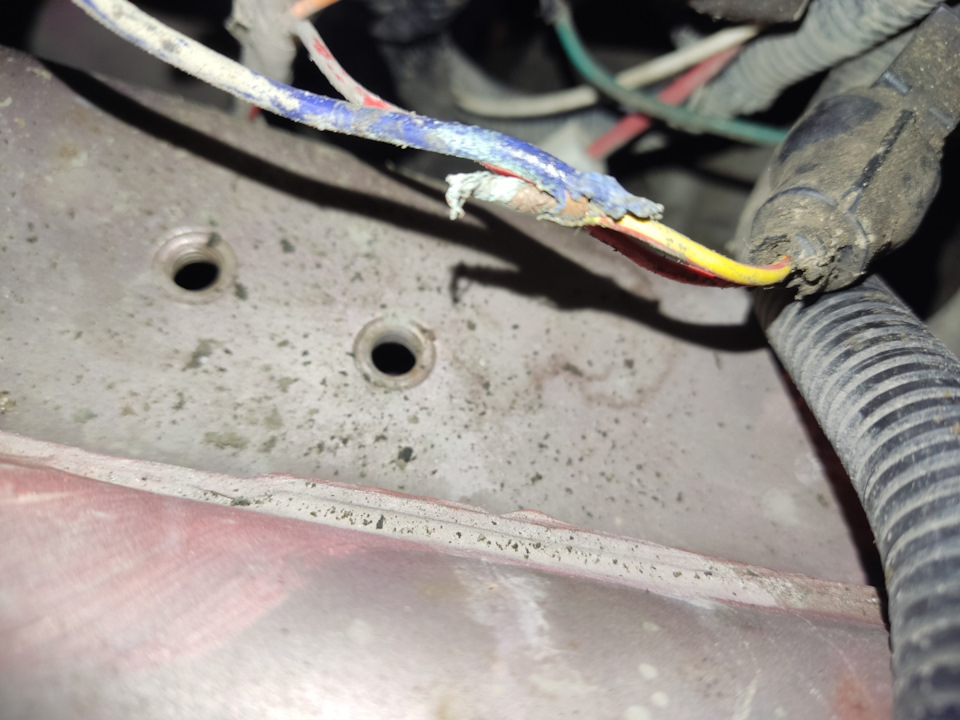 Не втыкается задняя передача. Соленоид блокировки задней передачи ...