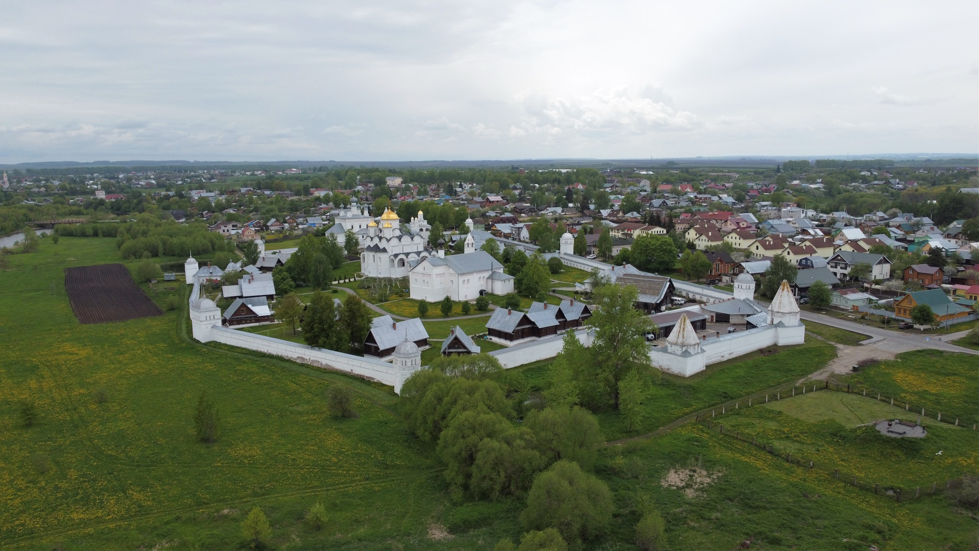 Свято Покровский женский монастырь города Суздаля