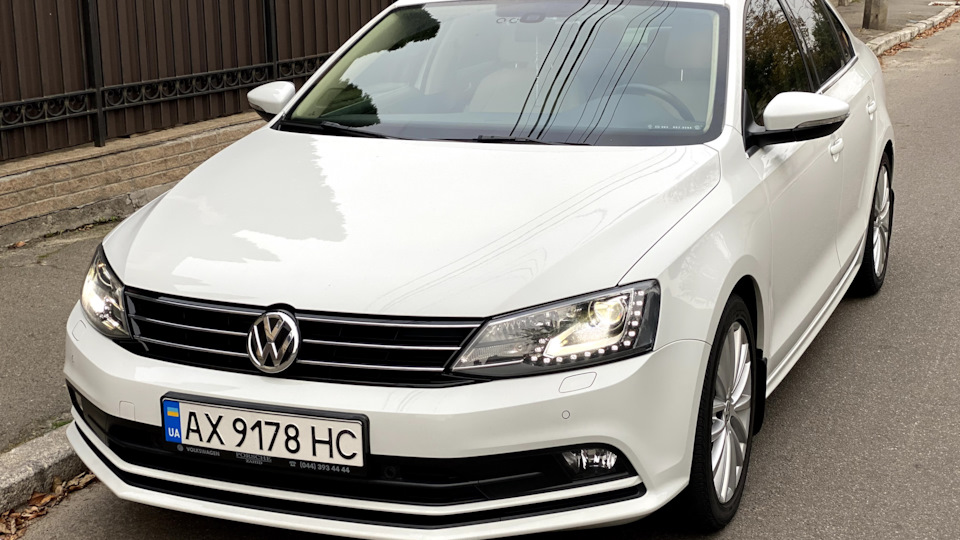 Volkswagen Jetta 1.6 TDI Highline 🚀