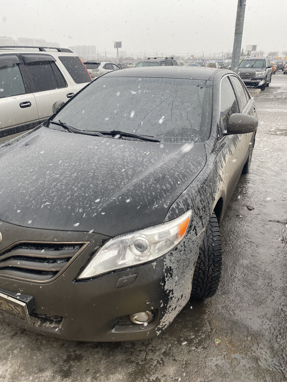 Тонировка лобового стекла — Toyota Camry (XV40), 2,4 л, 2010 года | своими  руками | DRIVE2