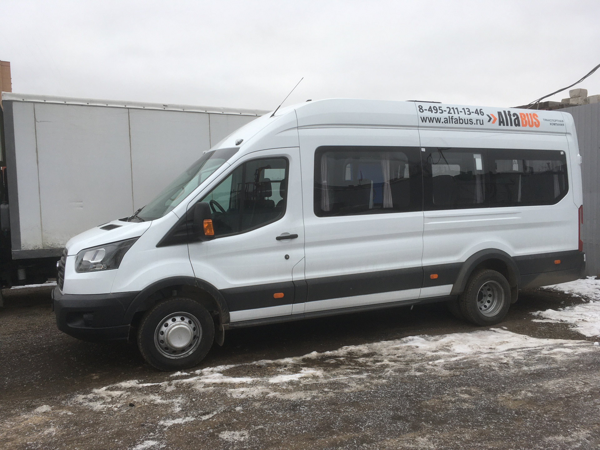 Форд транзит 17. Ford Transit (17). Ford Transit 17 мест. Ford Transit пассажирский 17 мест. Форд Транзит 17 мест.