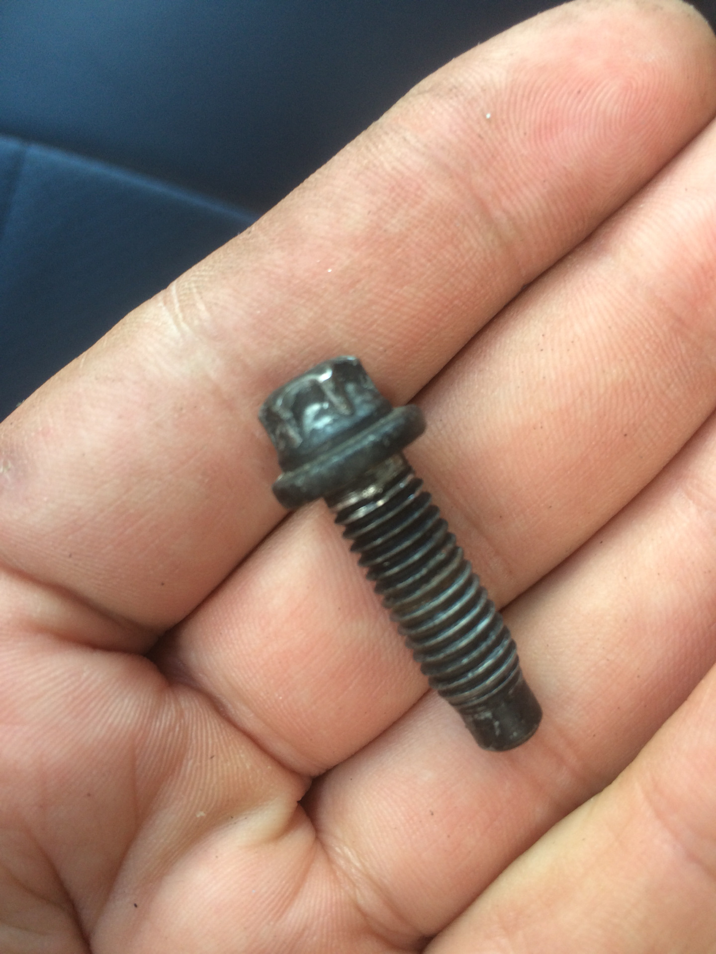 болты крепления краба 2114. развальные болты ваз 2115. болт колесный фиат браво 2 резьба. болт помпы 2190. болт крепления ремня безопасности ваз 2110.