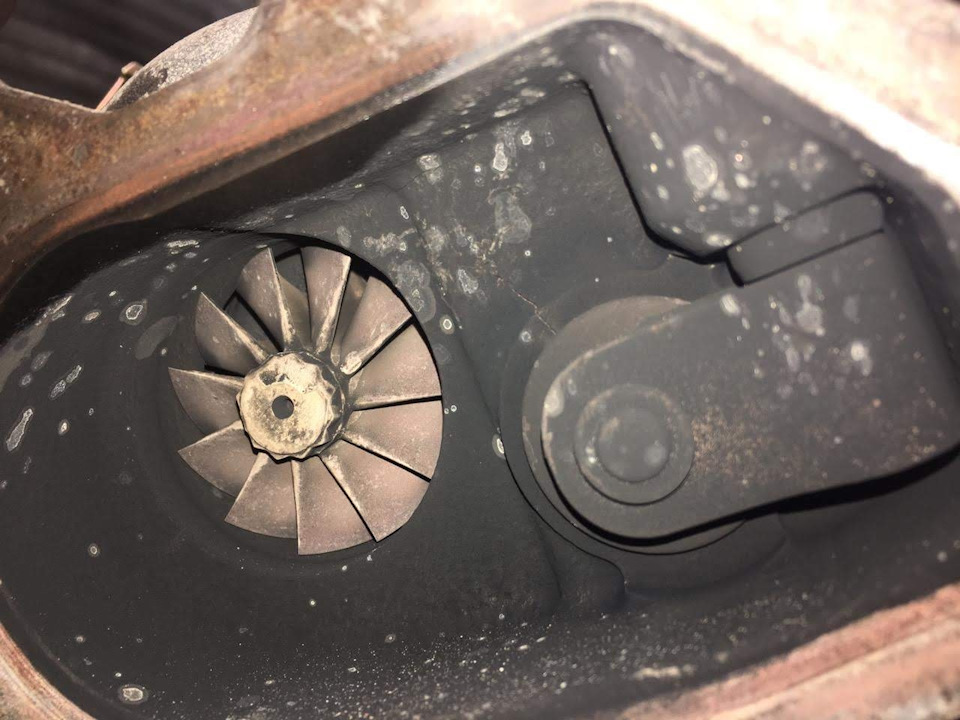 Трещина горячей части Vf52 — стандартная болячка. — Subaru Forester (SH)