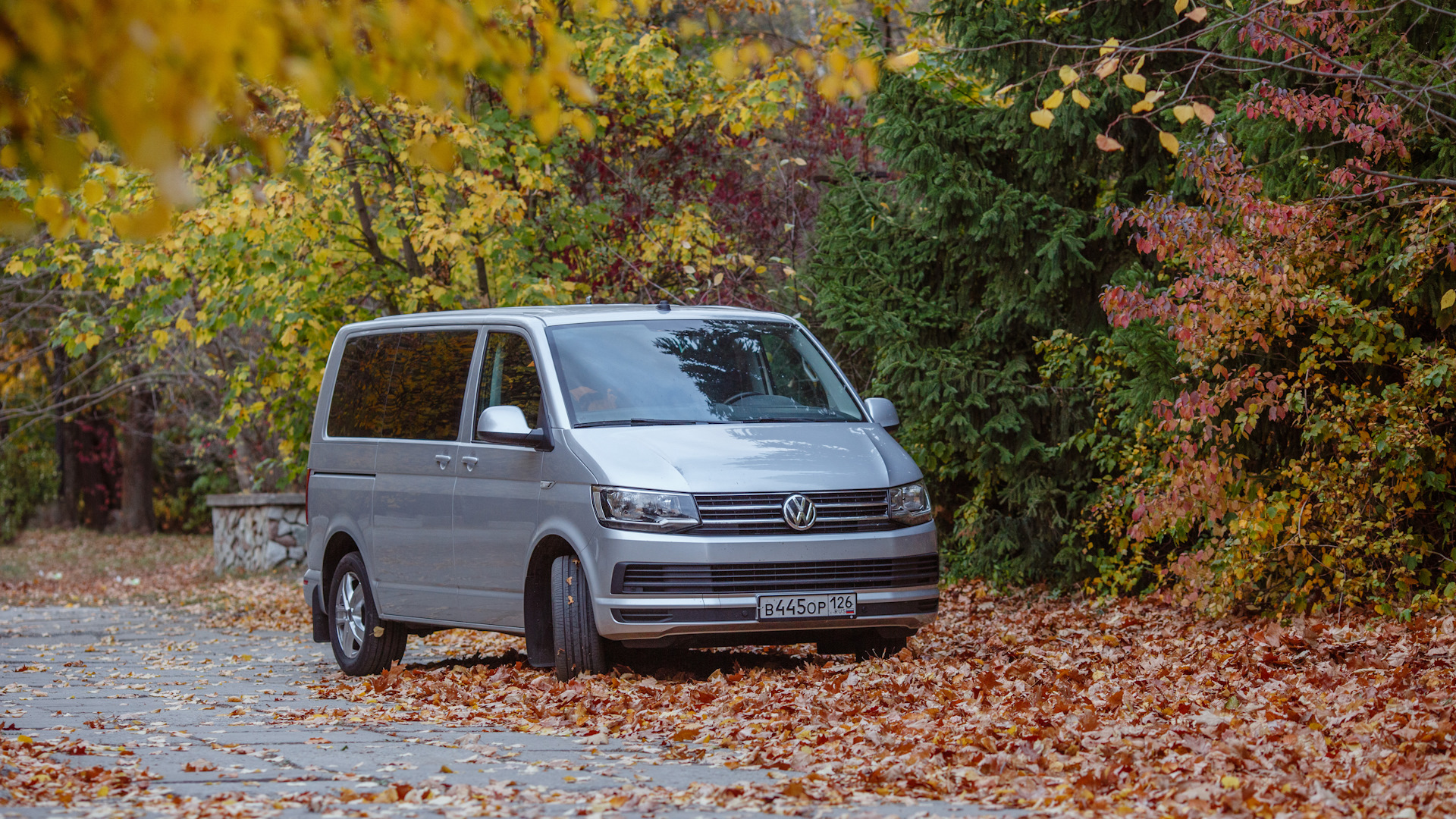 Фольксваген каравелла 2010. Каравелла машина Фольксваген. VW Caravelle драйв. Фольксваген Каравелла 1998.