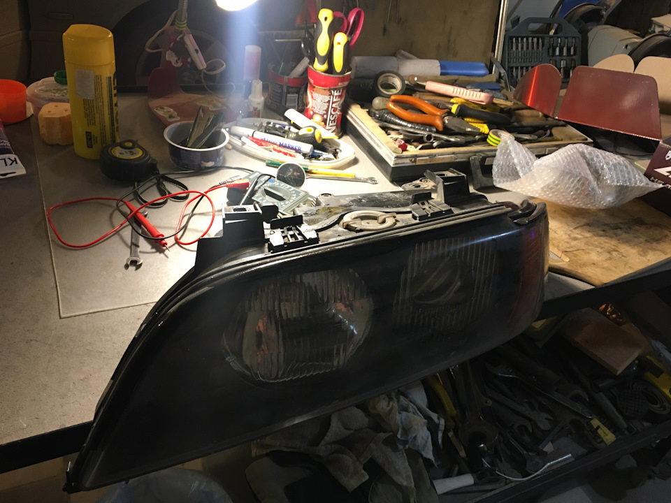 Между нами тает LED или как я менял линзы в фарах — BMW 5 series (E39 ...