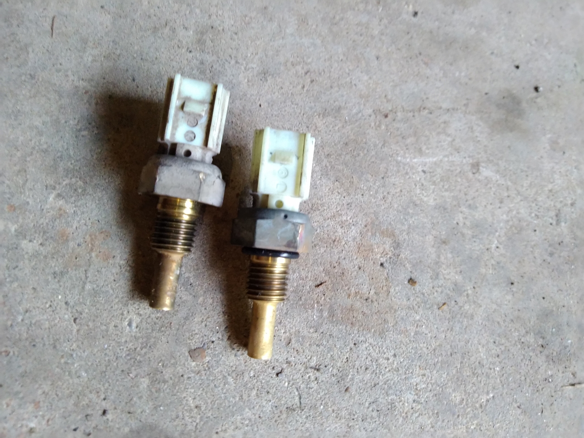 Замена датчика в нижнем бачке радиатора и победа над CHECKом! — Honda ...