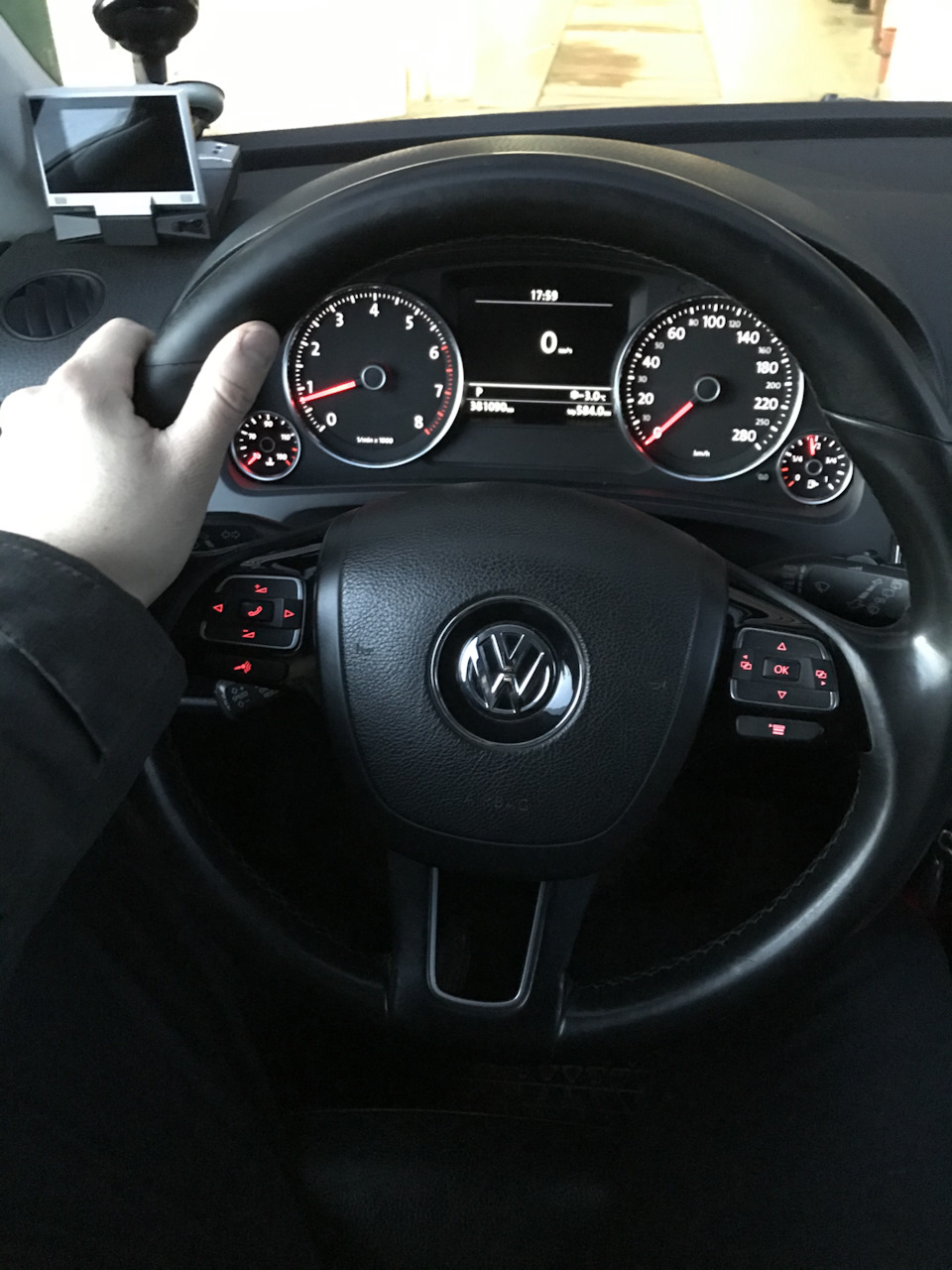 Заменил направляющие суппорта — Volkswagen Polo Sedan, 1,6 л, 2012 года ...