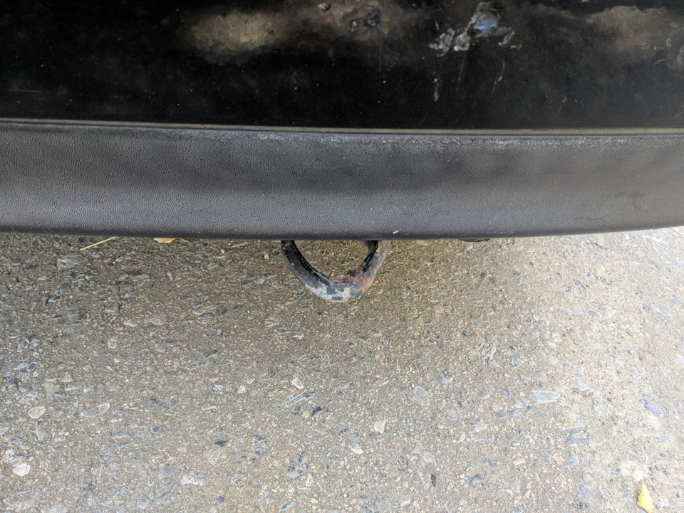заглушка буксировочной петли — Volkswagen Jetta IV, 2 л, 2004 года ...