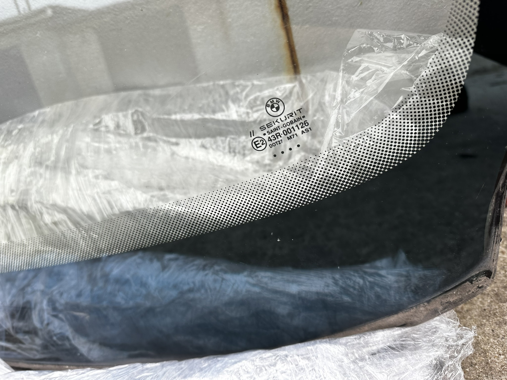 Ништяки #58 — Лобовое атермальное стекло Klimakomfort. — BMW 5 series ...