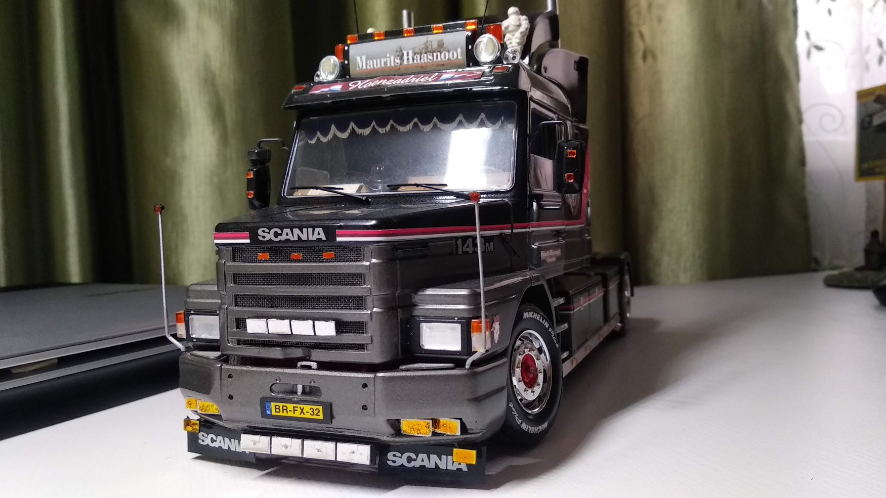 Scania 143m Topline 4x2