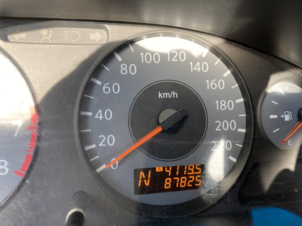 Замена антифриза. — Nissan Almera Classic (B10), 1,6 л, 2010 года ...