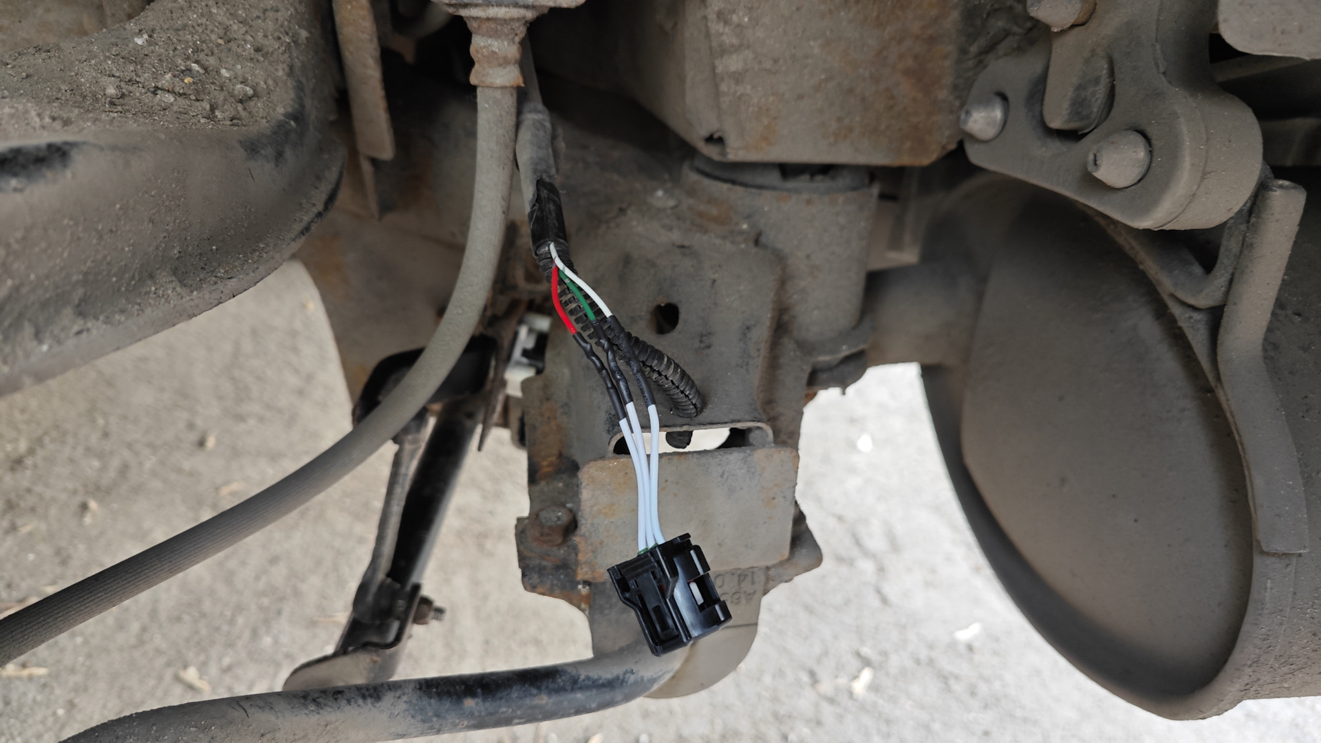 Задний датчик положения кузова — Honda Accord (8G), 2,4 л, 2009 года ...
