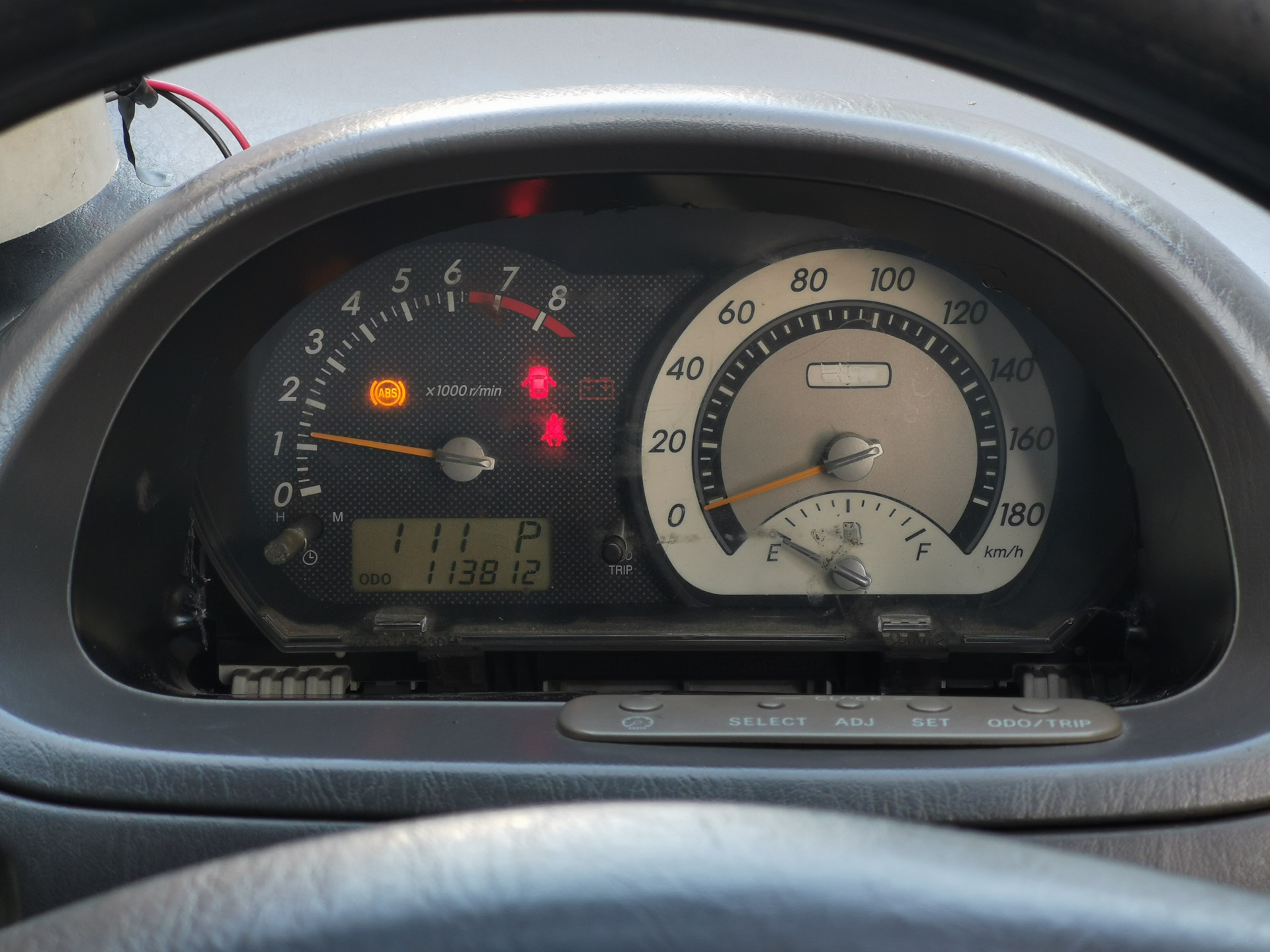 панель приборов королла спасио