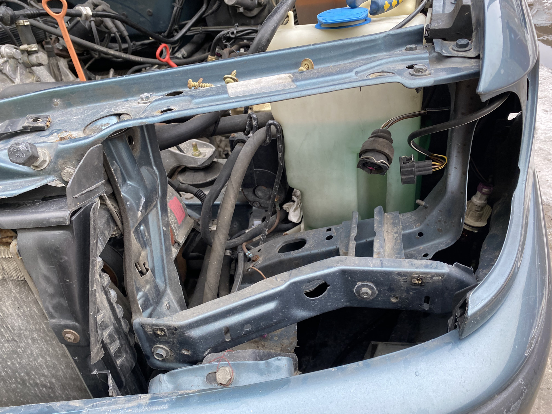 Запись # 20. Печка плохо греет и нет давления в расширительном бачке ...