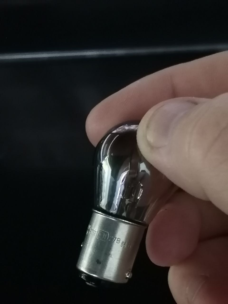 Лампа стоп сигнала кайрон 2. Лампа стоп сигнала 68167-04. Лампа n16w дополнительного стоп-сигнала. Лампочка в стоп сигнал ссангйонг кайрон. Лампочка стоп сигнала рекстон 2.