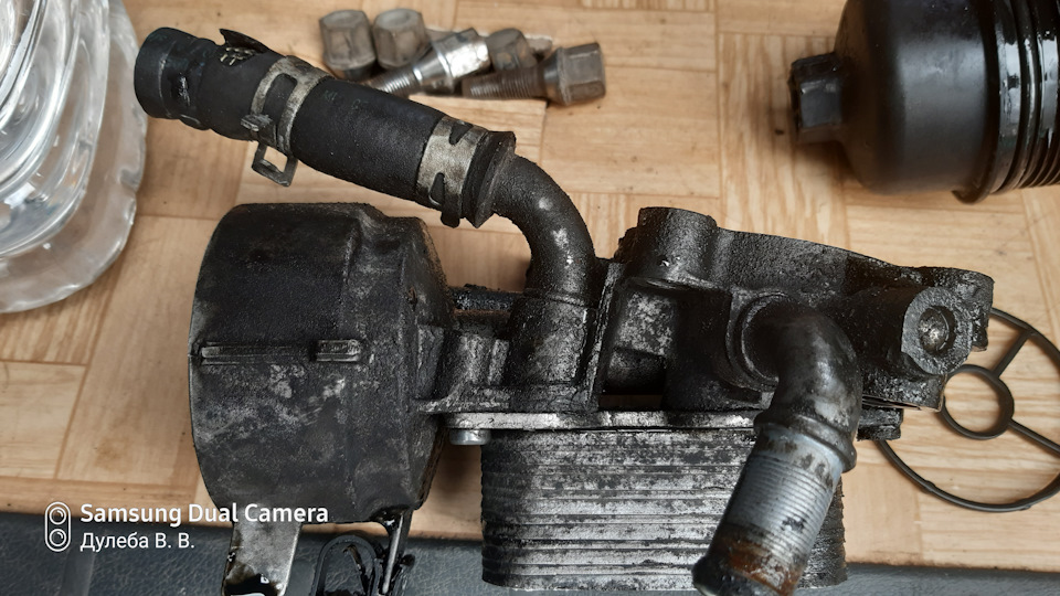 Как закрепить коврики в салоне автомобиля рено логан - 84 фото