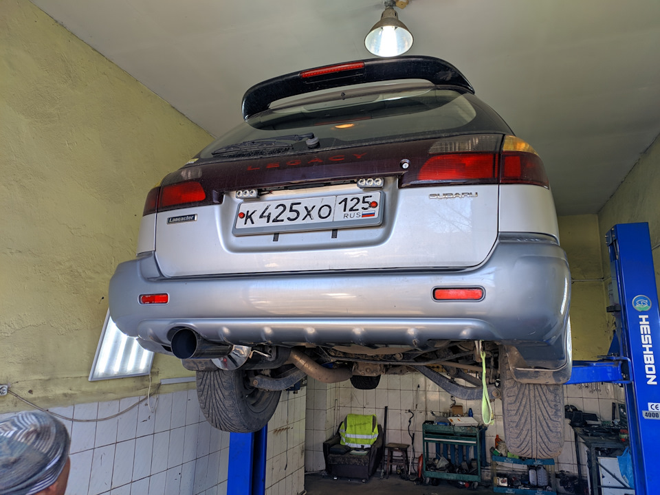 Нелепая случайность или как поменять бампер и багажник — Subaru Legacy ...