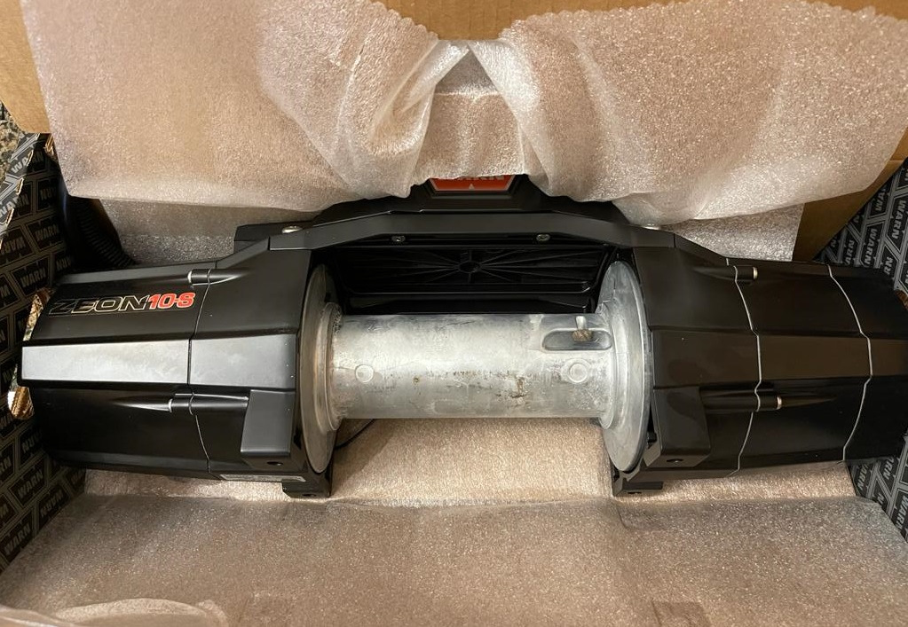 Распаковка лебёдки WARN Zeon 10s (Синтетический трос) — Jeep Wrangler