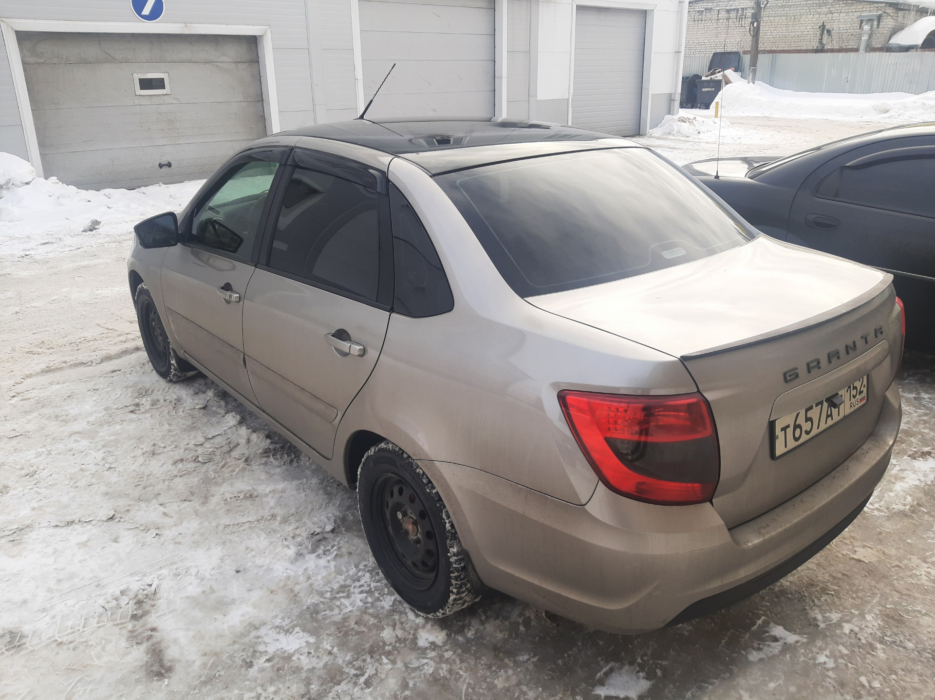 Антихром — Lada Гранта (2G) FL, 1,6 л, 2020 года | стайлинг | DRIVE2
