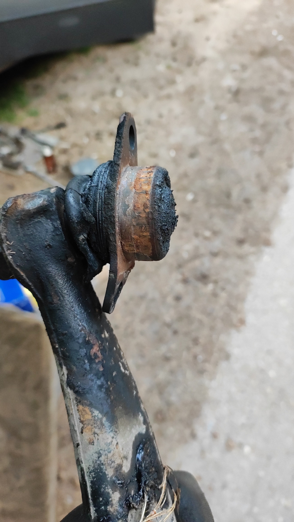 Захрустела левое переднее колесо при трогании с места. — BMW X5 (E53 ...