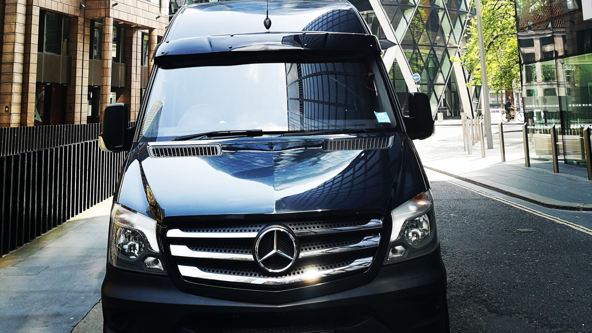 Mercedes-Benz Sprinter (2G) 2.1 дизельный 2012 | 316 Black Race Van на  DRIVE2