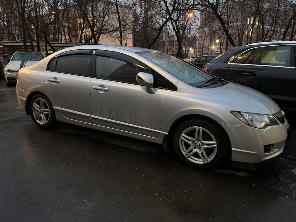 Honda Civic 2004: размер дисков и колёс, разболтовка, … Foto 18