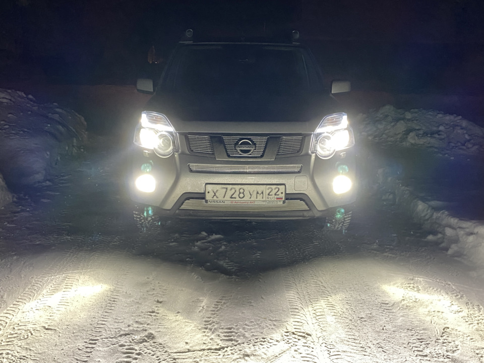 Лампы дальнего света x-Trail t31. Светодиодные лампы на Ниссан х-Трейл т31. Лед лампы в Ниссан х-Трейл т32. Светодиодные лампы на Ниссан х-Трейл т32.