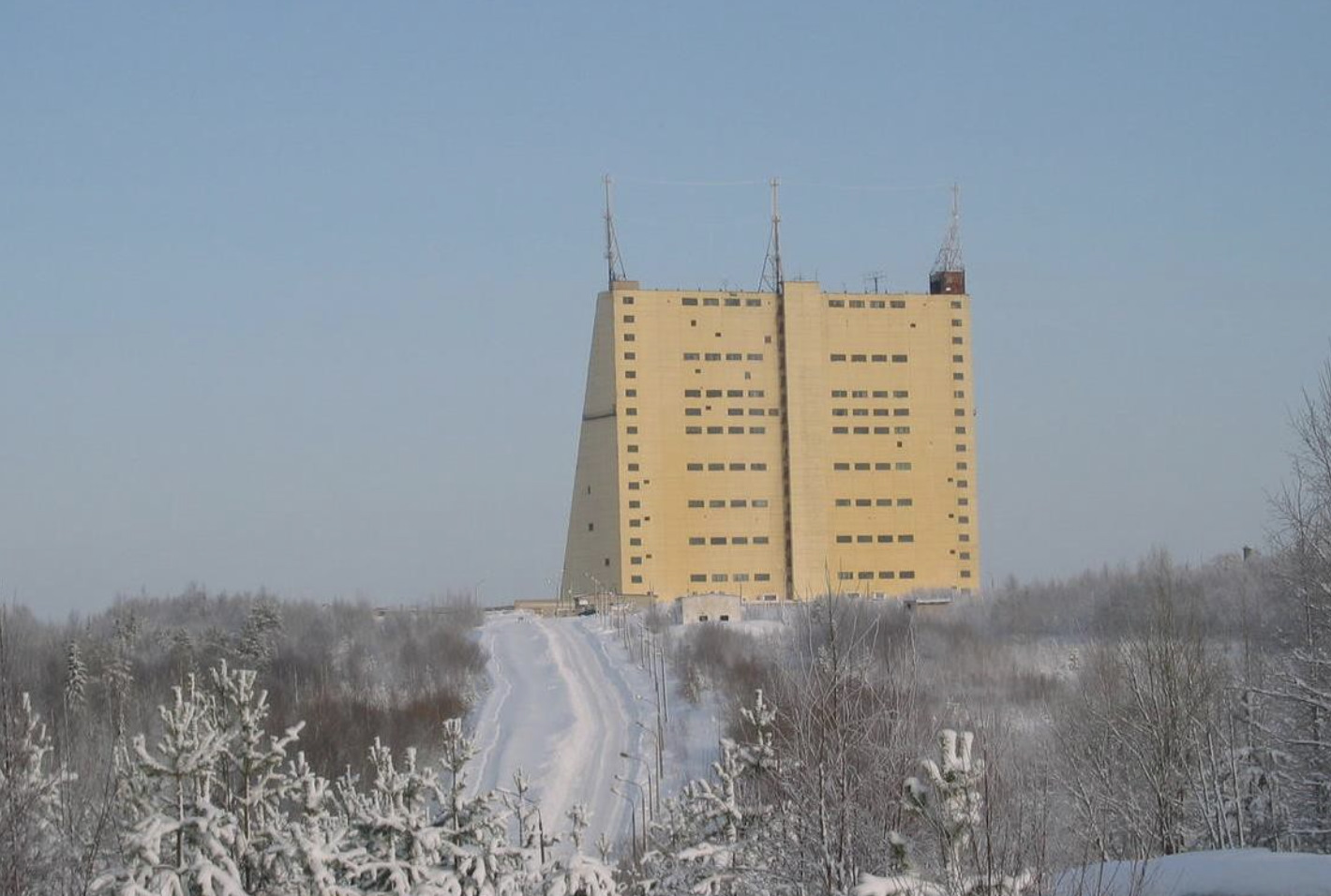 Печорская станция. Станция СПРН Дарьял Печора. РЛС Дарьял Печора. Дарьял радиолокационная станция Печора. Печорская РЛС Дарьял.
