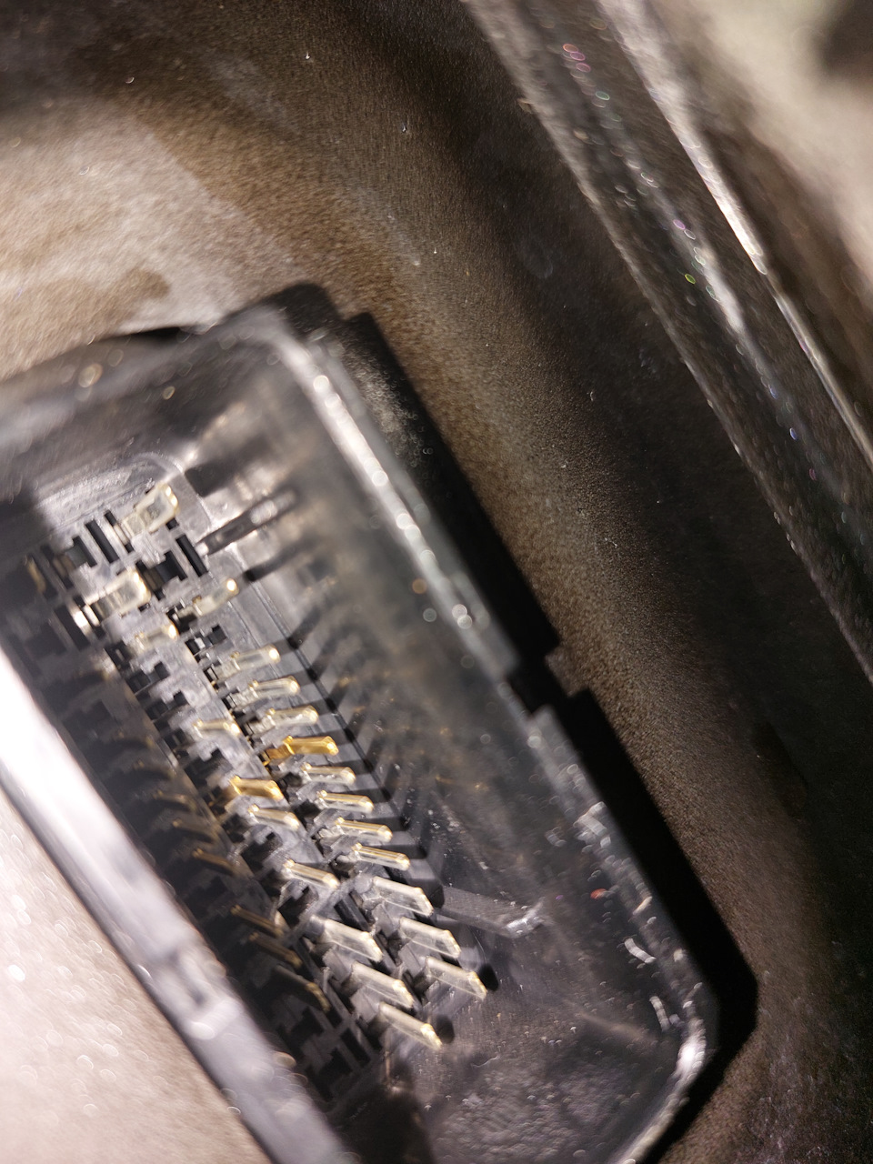 Не открывается правая пассажирская дверь — KIA Sorento (2G), 2,4 л ...