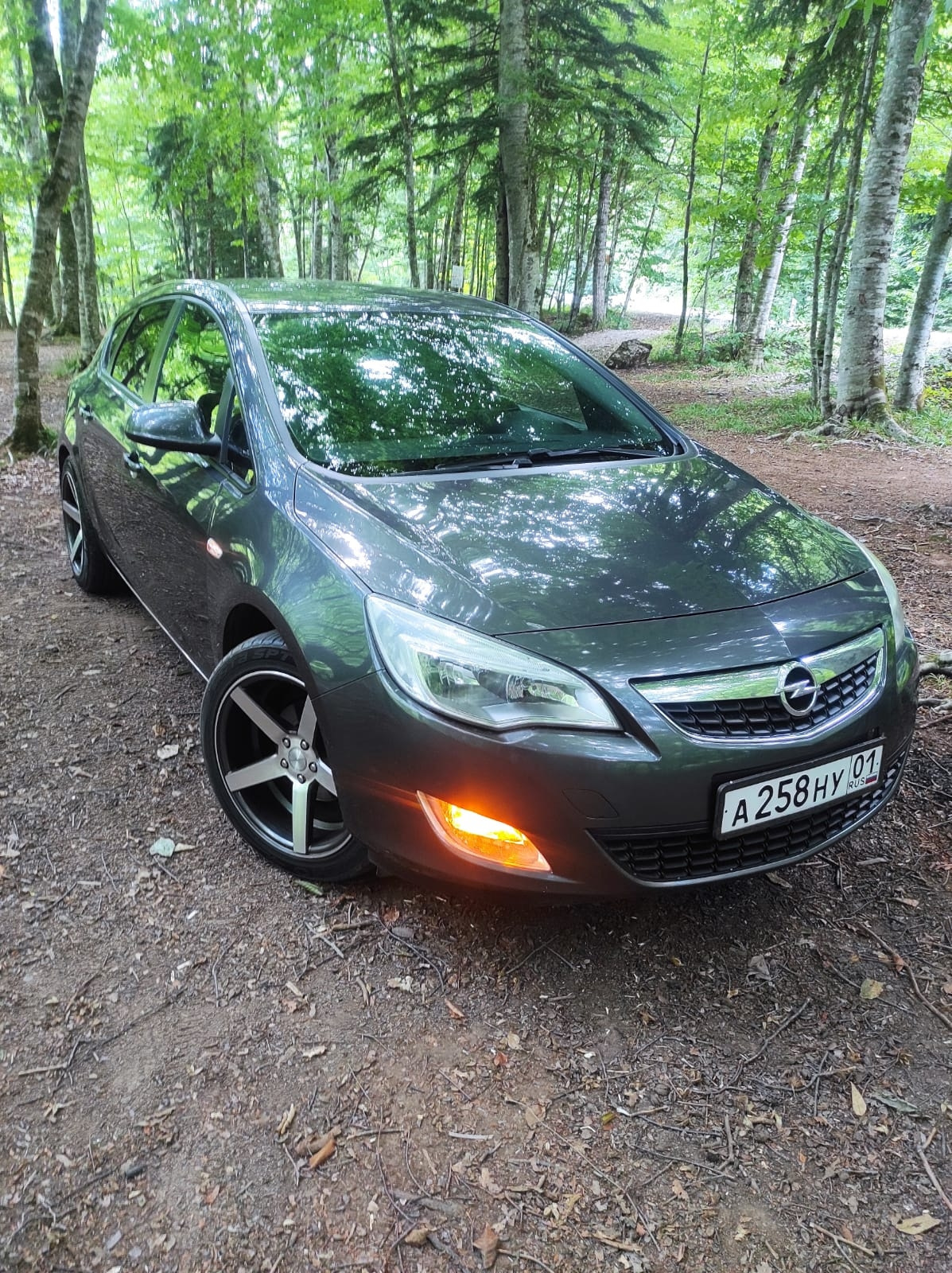 Год прошел, число сменилось. ничего кроме зеркала, не случилось. — Opel ...