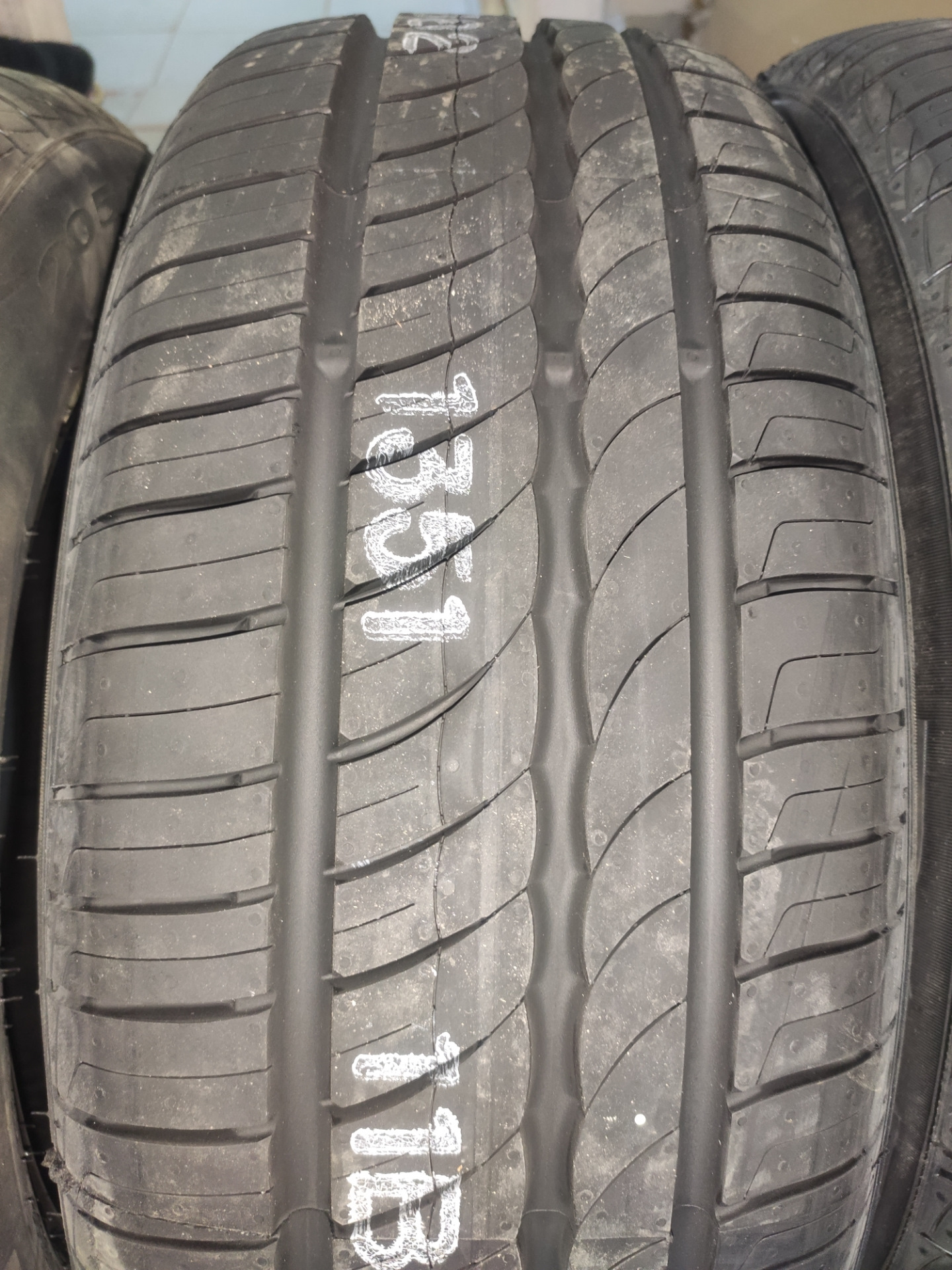 Pirelli cinturato p1 verde 205 55 r16. Летняя резина 205/55 r16 Pirelli. Летняя резина 205/55 r16 98н 4-4. Pirelli p1 Verde 205/55 r16 91v наклейка. Pirelli Cinturato p1 Verde 205/55 r16 91v отзывы.