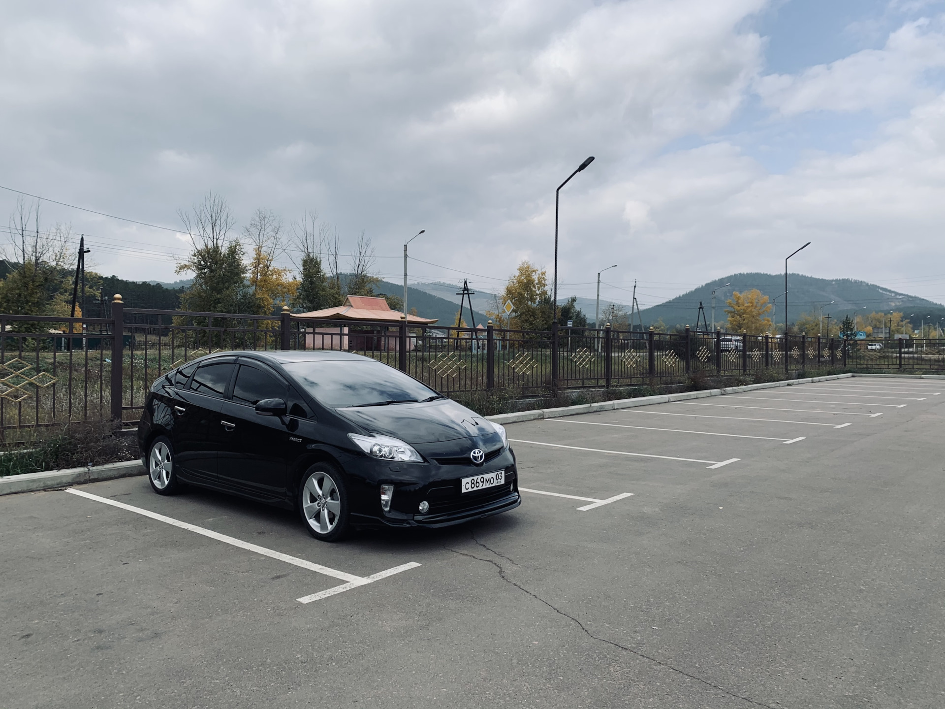 Знакомство с автомобилем, техническое обслуживание. — Toyota Prius (30),  1,8 л, 2012 года | покупка машины | DRIVE2