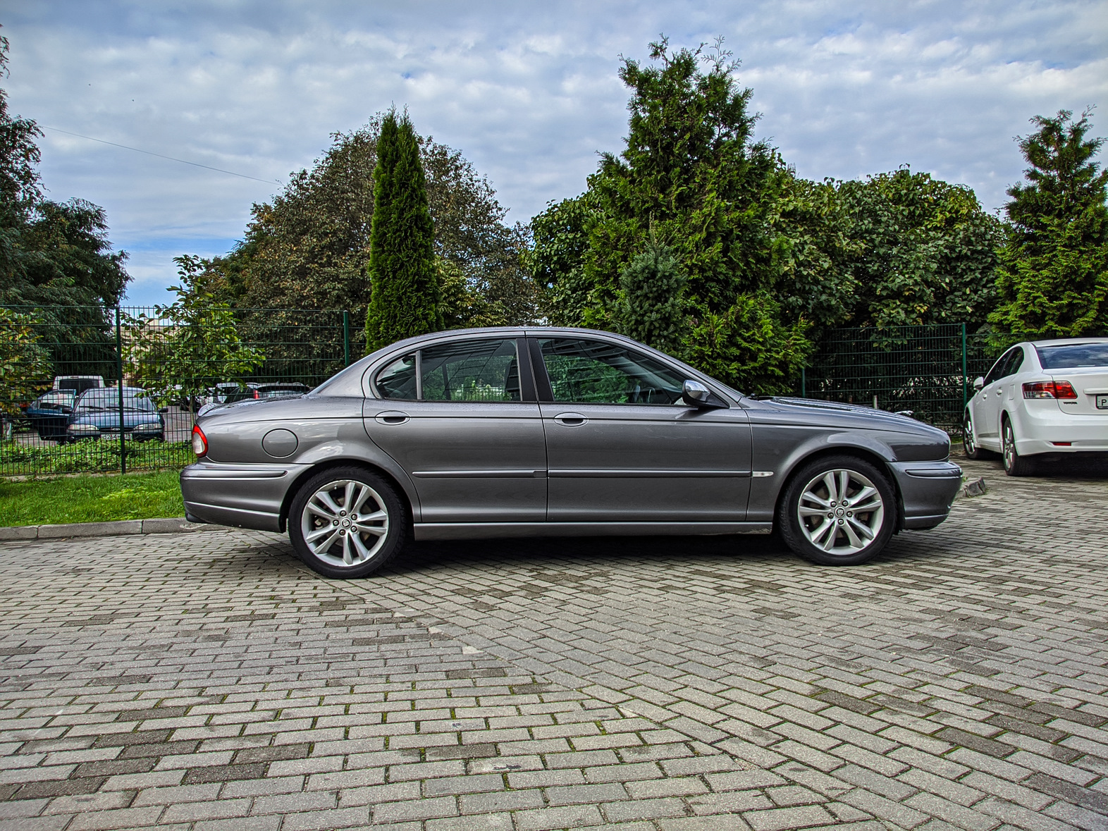 X type 2.1. Rover 75 Jaguar x Type.